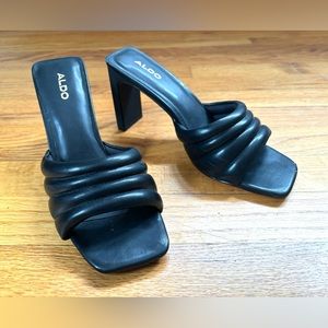 COPY - Aldo Heeled Black chunky Sandals size 8